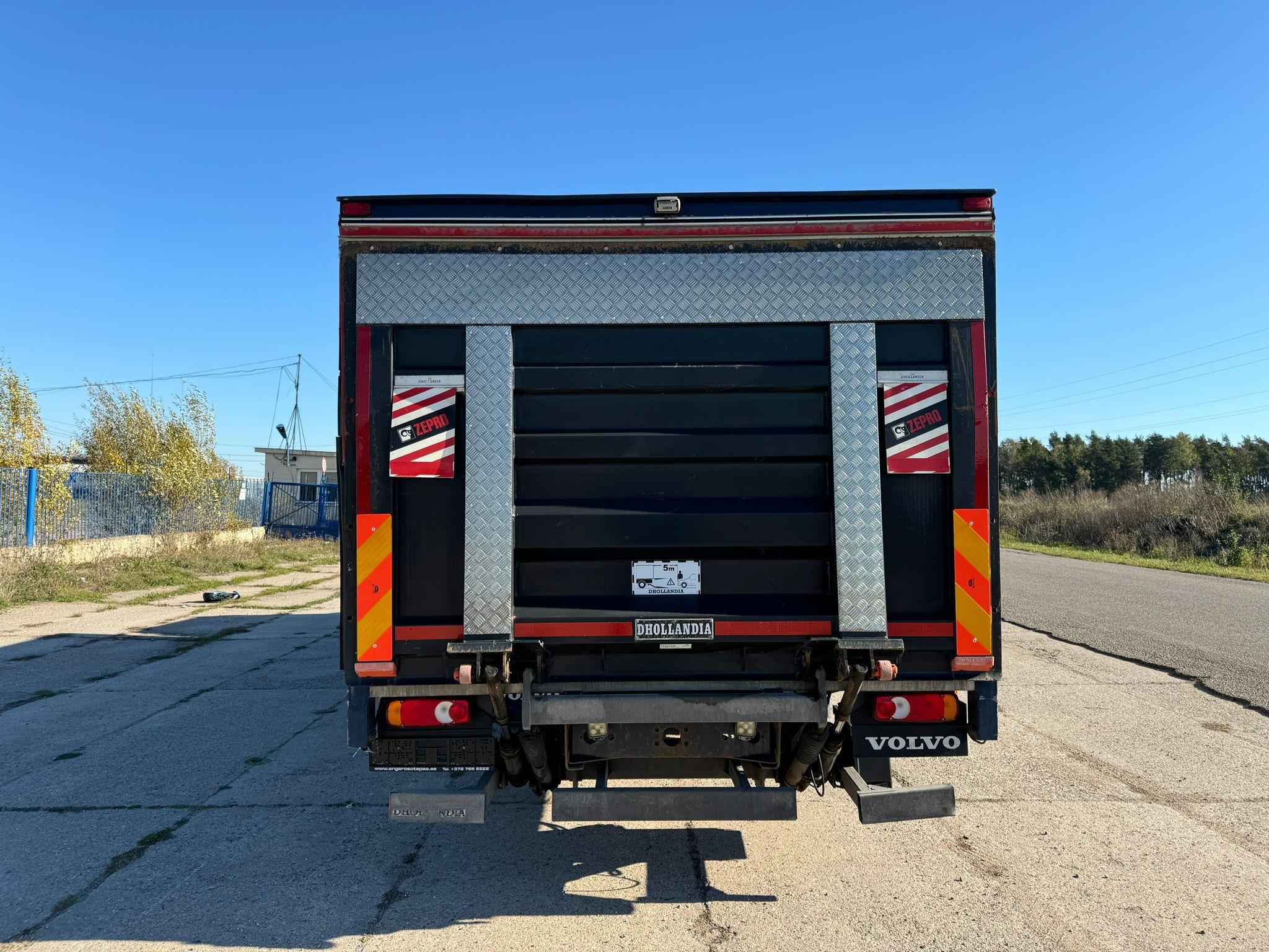 Camión VOLVO FE - 240 Hp Mecánico (2016) - Imagen 8