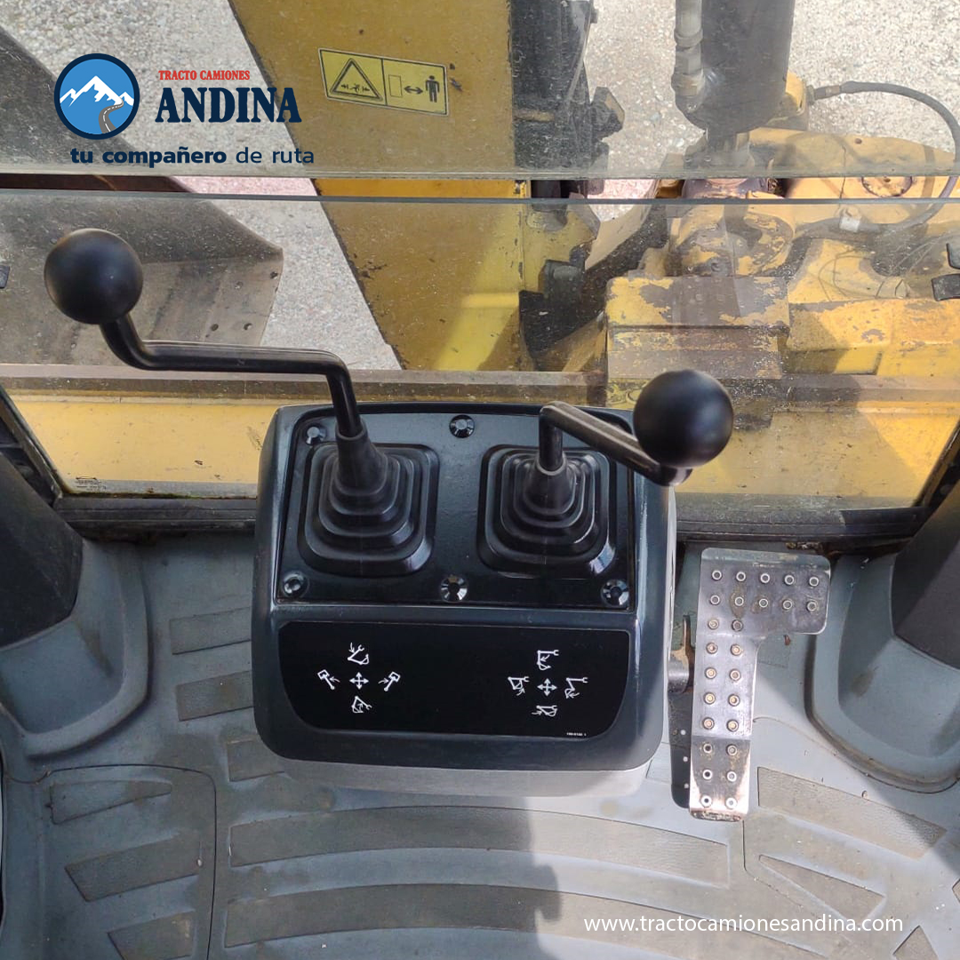 Retroexcavadora Caterpillar 428E (2007) - Imagen 15