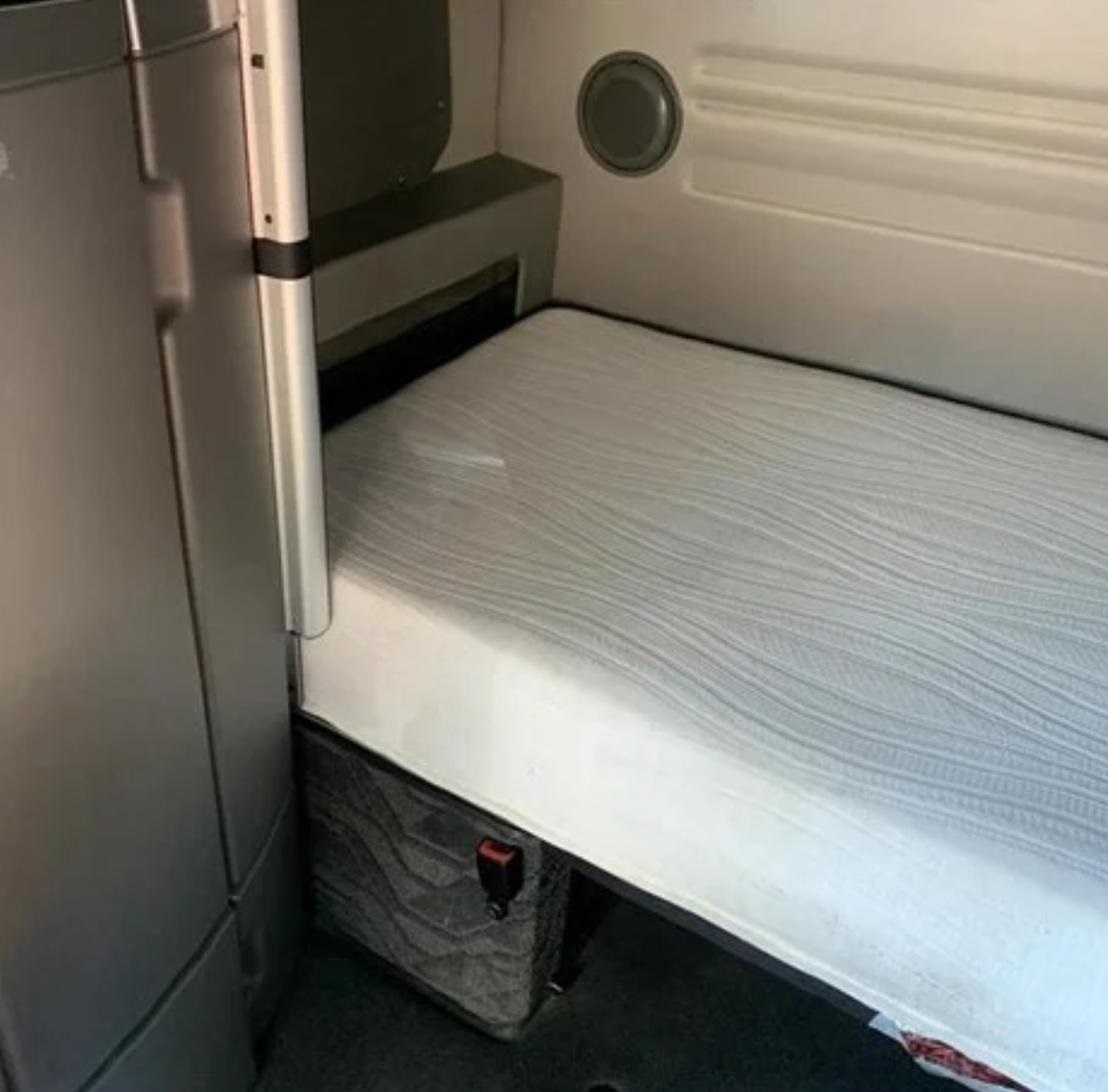 VOLVO FH13 VNL 860 - 455 Hp I-Shift (2021) - Imagen 7