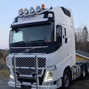 VOLVO FH13 Globetrotter XL - 540 Hp I-Shift (2014) (Llegando a Chile Iquique Alto Hospicio)