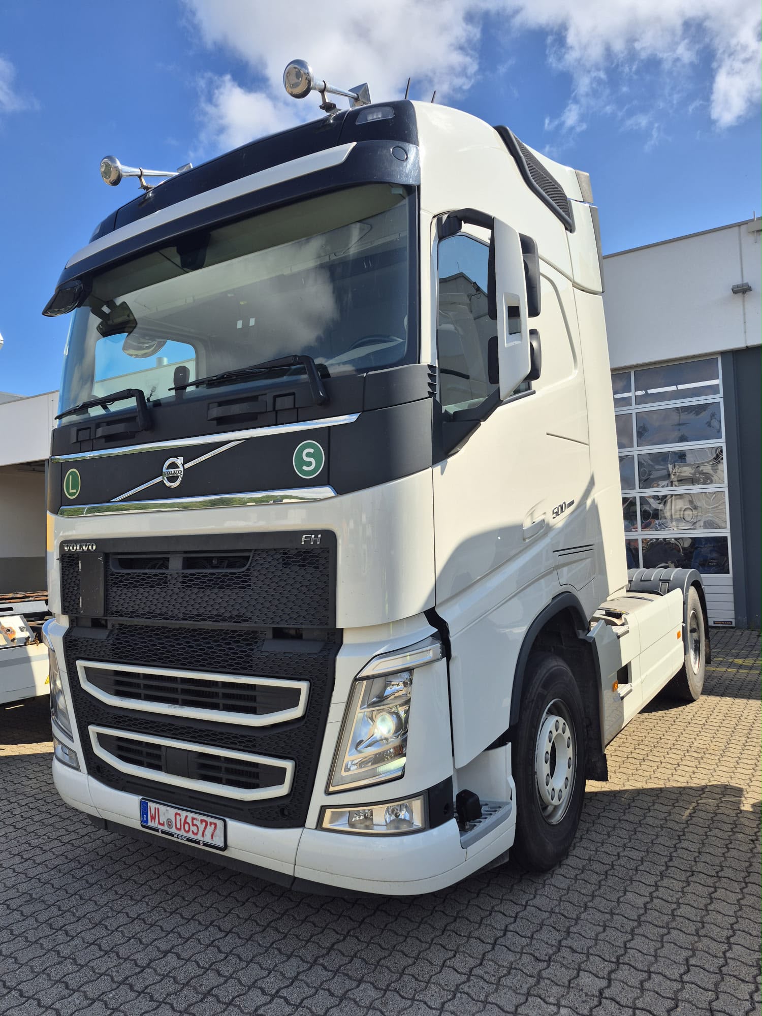VOLVO FH13 Globetrotter XL – 500 Hp I-Shift (2021) (Llegando el 28 de Agosto a Chile Iquique Alto Hospicio)
