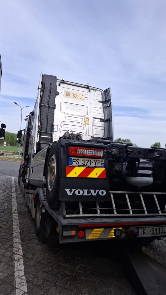 Entrega realizada por Tracto Camiones Andina