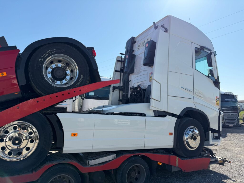 Entrega realizada por Tracto Camiones Andina